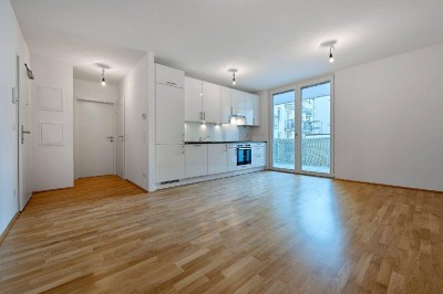 Schöne 2- Zimmerwohnung im 4.OG- Hofruhelage