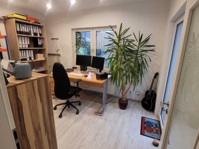 3 Zimmer Wohnung im sanierten Altbau