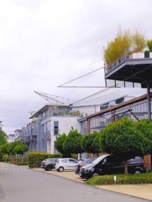 Hürth-Efferen, außergewöhnliche Wohn-Loft mit Balkon