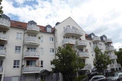 Schöne 1-Zimmer-Wohnung mit EBK und Terrasse