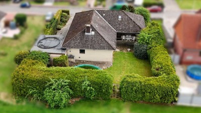 Bungalow trifft Blütenpracht