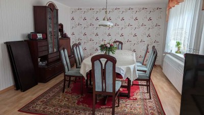 Bezauberndes Anwesen mit historischem Charme und vielfältigen Nutzungsmöglichkeiten.