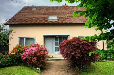Zweifamilienhaus in ruhiger Lage von Wallerfangen