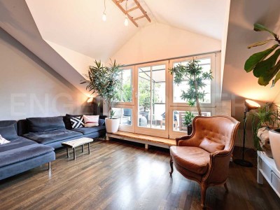 Sofort beziehbar ! Licht, Luft und Lifestyle - stilvolle Dachwohnung mit Ambiente