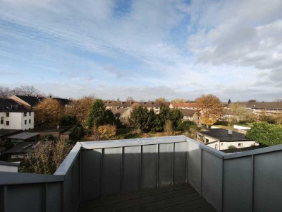 Erstbezug: Wunderschöne Dachgeschosswohnung in bester Lage