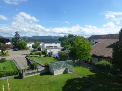 Stilvolle 3-Raum-Wohnung mit Balkon und Einbauküche in Kirchheim