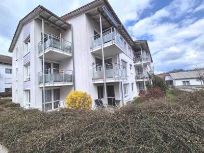 ~Helle 2,5 Zimmer-Erdgeschosswohnung mit Terrasse in Seniorenwohnanlage~