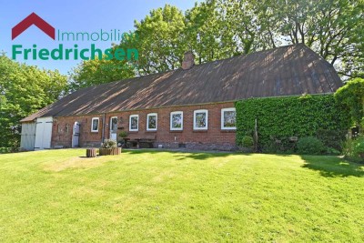 Wohnhaus mit Potential 
- Warftlage -