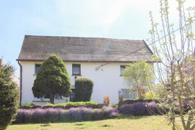 +++Einfamilienhaus mit Scheune, integrierter Garage und Garten in ruhiger Lage von Dorfhain+++