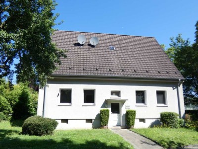 Gemütliche Erdgeschoss-Wohnung in ruhiger Lage *komplett modernisiert*