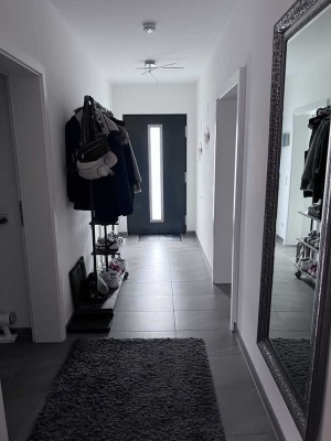 Modernes Reihenhaus, 1 1/2 geschossig, zu vermieten!