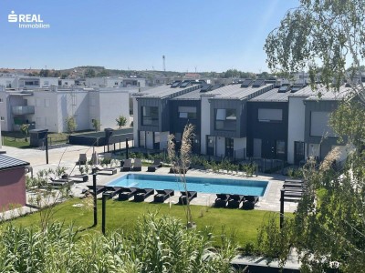 Stilvolles Apartment mit Spa, Balkon &amp; Tiefgaragenplatz – nur 10 Gehminuten vom Neusiedler See entfernt!
