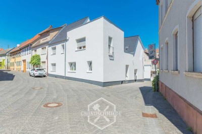 Exklusive Kapitalanlage: Voll vermietetes 8-Familienhaus in guter Lage