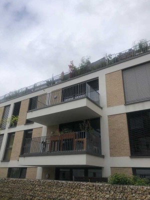 Helle 1-Zimmer Wohnung mit Balkon im 2. OG in Mainz-Neustadt
