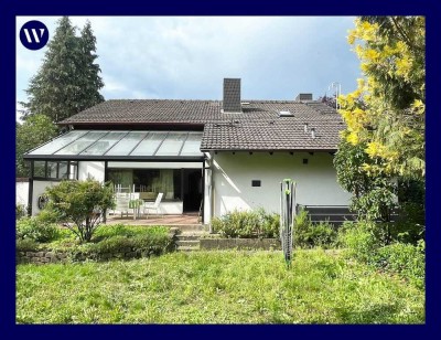 Familien-Zuhause in grüner Lage mit Einlieger-Whg., großem Garten, Terrasse, Garage, prov.frei