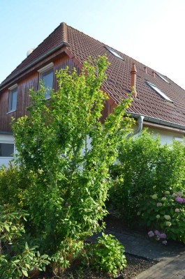 Urbaner Komfort trifft Naturidylle -Doppelhaushälfte in Top-Lage