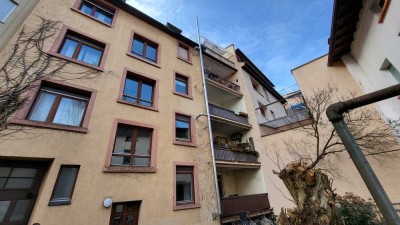 5-Zimmer-Wohnung mit Balkon in Freiburg