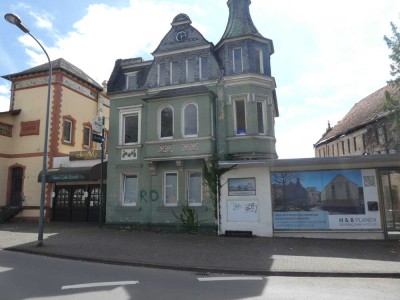 Renovierungsbedürftige Villa in zentrale Lage Wittlich mit Denkmalschutzabschreibung