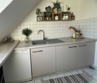 2 Raum mit Einbauküche!