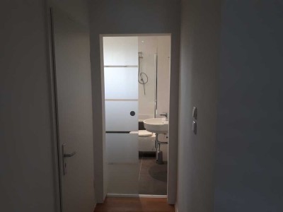Modernisierte 4-Raum-Wohnung mit Balkon in Groß-Gerau