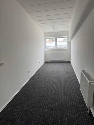 Monteurzimmer / Mitarbeiterwohnung mit Einbauküche in Augsburg-Lechhausen