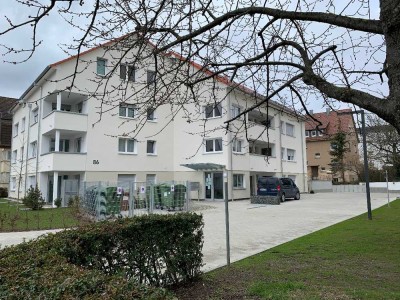 Willkommen zuhause!  Neuwertige 2 Zi-Wohnung mit Balkon sucht Sie!
