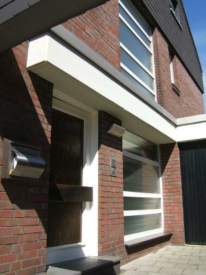 4-Raum-Maisonette-Wohnung mit überdachter Terrasse/Garten, Werkzeugraum, Garage in WILLICH