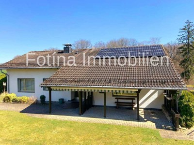 TOP-ZFH mit 2.919 m² großem Grundstück, Glasfaser, neuer PV-Anlage, Doppelgarage und vielem mehr!