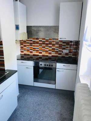 Charmante 2-Zimmer-Turmwohnung mit Ankleide – ruhig, hell & modernisiert in Mönchengladbach-Lürrip