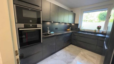 Sanierte Wohnung mit drei Zimmern sowie Balkon und EBK in Iserlohn