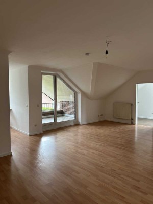 Renovierte 3-Zimmer-Wohnung mit Balkon in Heinsberg (Stadtmitte)