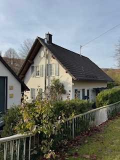 Netphen Unlinghausen, idyllisch gelegenes Wohnhaus Bj.91 mit hohem Wohnwert und herrlichem Garten