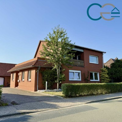 Modernisiertes Zweifamilienhaus in Wietzen / großer Garten / 2x Garagen und Anbau!
