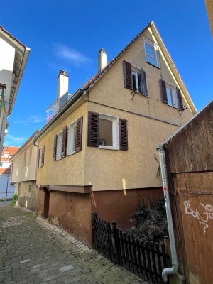 Charmantes Altstadthaus mit Mini-Garten