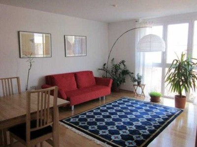 Traumhafte 2-Zimmer-Wohnung in ruhiger Lage mit Balkon und Einbauküche in Ludwigsburg