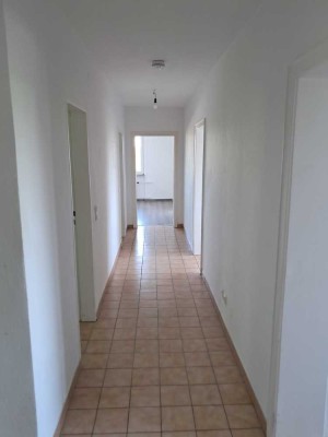 Charmante 3-Zimmer-Wohnung mit Balkon in Duisburg