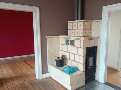 175 m² Maisonette in Altbauvilla – Dachstudio, Kamin & 3 Min. zum Krankenhaus