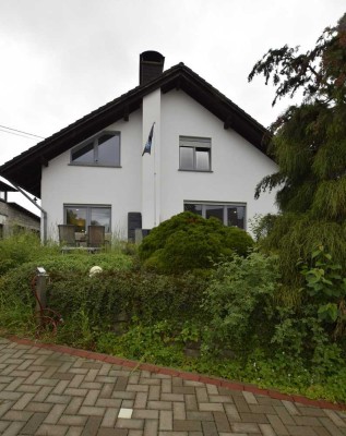 Zweifamilienhaus in Muscheid inkl. PV-Anlage