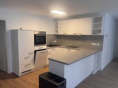 Moderne 3-Zimmer-Wohnung mit gehobener Ausstattung im Herzen von Leonberg