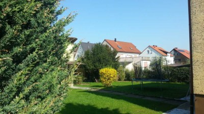 Ruhige 3,5-Zimmer-Wohnung zur Miete in Bergrheinfeld in 2 Familienhaus mit gr. Garten
