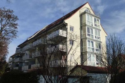 Helle 2,5-Zimmer Wohnung mit Balkon im 3. OG in Dachau-Ost