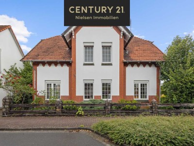 Sanierungsbedürftige Stadtvilla!