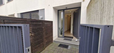 SHK Neuvorstellung !!! FFM-Riedberg "2-Zimmer-Maisonette, EG, Terrasse" Frei ab 01.01.26 !!