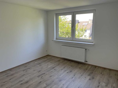 Sanierte 2-Zimmer Wohnung mit Balkon