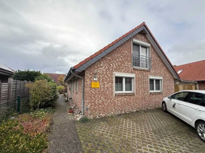 Gepflegtes Einfamilienhaus mit separater Einliegerwohnung in bevorzugter Lage von Burg auf Fehmarn