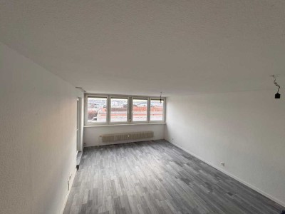 Stilvolle 3-Zimmer-Wohnung in Sindelfingen mit Balkon und EBK