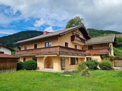 Geschmackvolle 2-Raum-Wohnung mit EBK und Carportstellplatzin Ruhpolding