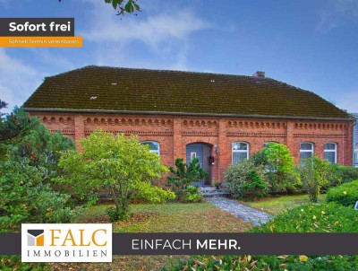 Großzügiges Bauernhaus mit Ausbaupotenzial in naturnaher Lage