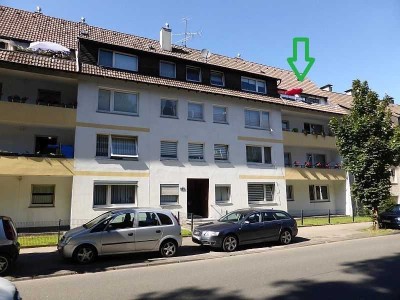 Dachgeschosswohnung mit kleinem Balkon, Garage möglich