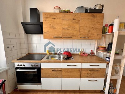 Schelfstadt! Historische 3 Zimmer-Wohnung mit neuwertiger Einbauküche